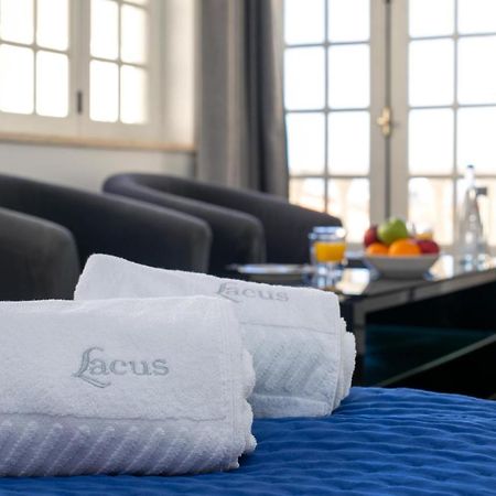Lacus Ocean 라고스 외부 사진